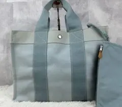 Item thumbnail for item cf46586b-fec5-4558-88dc-7da12ad9e5d7