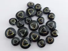 ボタンまとめ売り70(トライアングル)