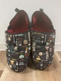 Item thumbnail for item 7ec75215-ba7a-4407-a781-0d00d3a55285