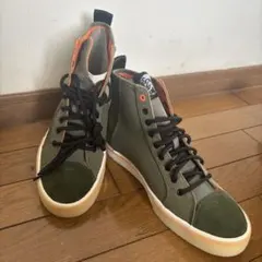 【新品】DIESEL ハイカットスニーカー カーキのサムネイル