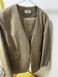 SNIDEL ノーカラージャケット パンツ　ベージュ サイズ1