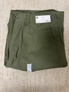 GU スーパーワイドカーゴパンツ Lサイズ オリーブのサムネイル