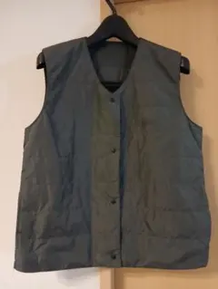 オリーブグリーン キルティングダウンベスト