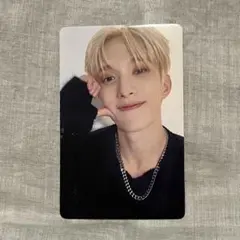 ドギョム 中華 中国 一直娯 ヨントン トレカ yzy SEVENTEEN