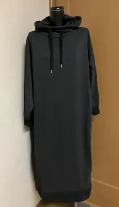 フード付きダークグレーロングワンピース 5L