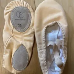 Item thumbnail for item 976c841b-7b3e-41ad-b396-3bfd1973b8fd