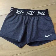 NIKE ナイキ　ショートパンツ　キッズ　ガールズ　120　130