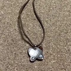 スワロフスキー　Swarovski バタフライ ネックレス　薄ピンク　紐　蝶々