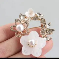 即日発送 新品 桜 花 ブローチ フォーマル 卒園式 卒業式 入園式 入学式　y