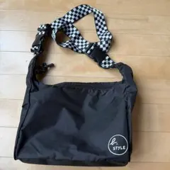 希少】eb's TRUNK CONTAINER 48L ブラック✖️スマイル - メルカリ