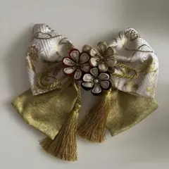 和装髪飾り 花モチーフ タッセル付き