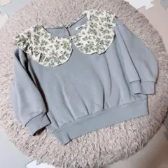 ベビー服☆ペアマノン裏起毛長袖トレーナー90サイズくすみブルー　フラワー柄襟☆