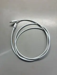 ライトニングケーブル