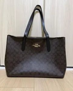 J*e様 COACH シグネチャー柄トートバッグ ブラウン - メルカリ