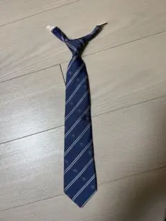 芝国際高等学校　指定ネクタイ　 クリップ付き