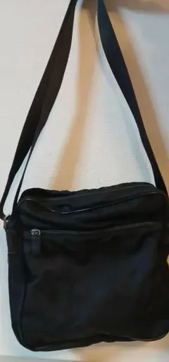 PRADA プラダ ショルダーバッグ 三角ロゴ 白タグ　斜め掛け