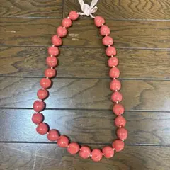 フラダンス用 ククイネックレス　レッド　ピンク