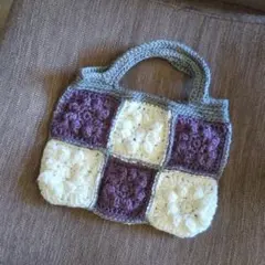 ❤ハンドメンド❤ ぷっくりお花のバッグ ❧バッグ ❧小物入れなどに...