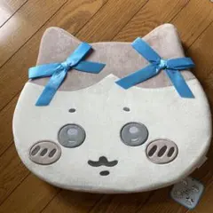 ちいかわ　低反発クッション　リボン　ハチワレ