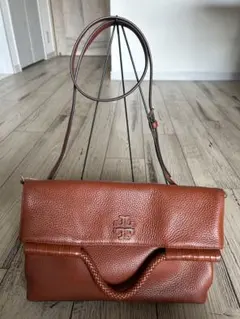 TORY BURCH ブラウンレザーショルダーバッグ クラッチ 3way