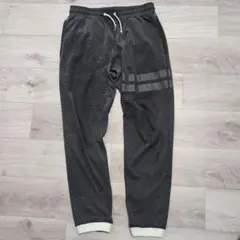 【フレッド・ペリー】ダークグレー ジョガーパンツ スウェット