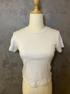 新品未使用⭐︎unif半袖Tシャツのサムネイル