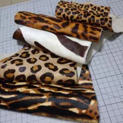 1001 本革　牛革　豹柄　ハラコ　レザークラフト