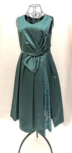 axes femme　パーティードレス　Ｍサイズ　新品　タグ付き　グリーンのサムネイル