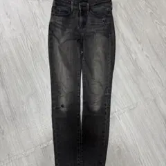 UNIQLOスキニーデニム 23（58.5㎝）