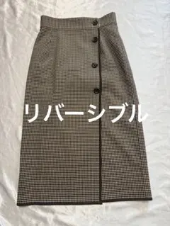 リバーシブル　ボタンデザイン　ロングスカート　美品のサムネイル