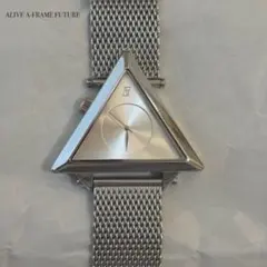 完売品 希少 ALIVE A-FRAME FUTURE シルバー 三角 腕時計のサムネイル