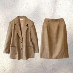 Item thumbnail for item 51dc4f24-c914-45e3-941c-3b7192a7345f