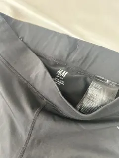 H&M sports レギンス