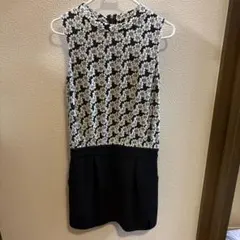 ページボーイ花柄刺繍 ノースリーブ ワンピースのサムネイル