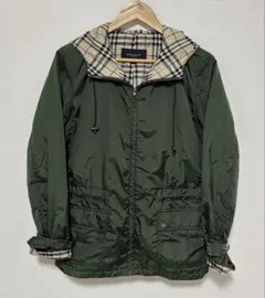 BURBERRY フード付きジャンパー　サイズ38のサムネイル