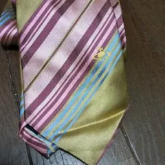 ヴィヴィアン　ネクタイ