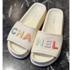 CHANEL サンダル パステルカラーロゴのサムネイル