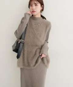 natural couture フェザーペプラムベスト+リブタイトワンピース