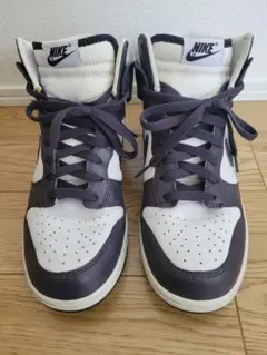 Nike ハイカットスニーカー ホワイト/ダークパープル