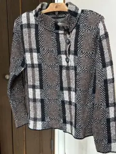 茶系　セーター