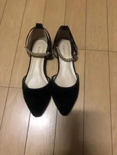 【美品】 LiBERTYDOLLブラックスエードポインテッドトゥパンプスSサイズ