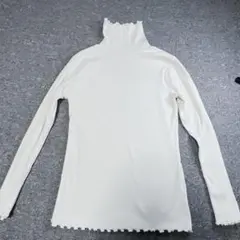 ハイネックtシャツ