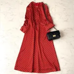 極美品.定価3.2万☆アンタイトル 洗える ジオメ柄ボウタイワンピース