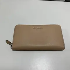 【美品】ジバンシィ GIVENCHY ラウンドファスナー 長財布 ベージュレザーのサムネイル