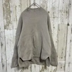 ハイネックニット