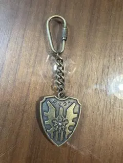 ドラゴンクエスト　ロトの盾　キーホルダー