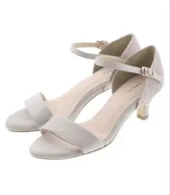 ジェリービーンズ　パールヒールストラップサンダル　ライトグレー　Mサイズ