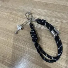 [22]パラコード チャーム ハンドストラップ
