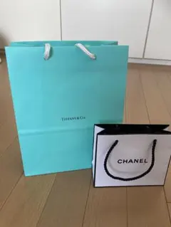 Tiffany CHANELショッパー - メルカリ