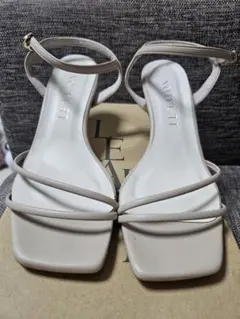 ほぼ未使用/LE TALON 3.5cm 2WAYサンダル ¥10,450 - メルカリ